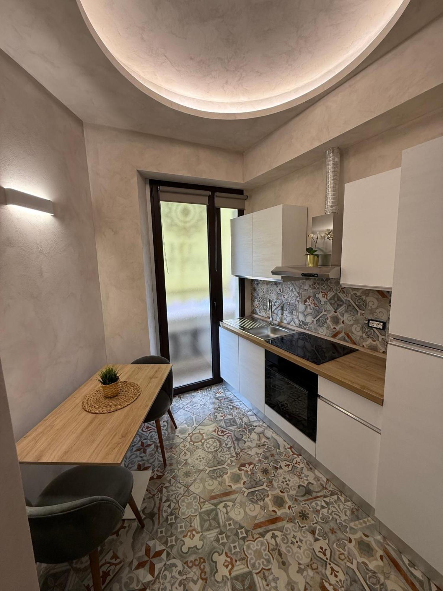 Th Luxury Rooms & Apartment Giardini Naxos Exterior photo